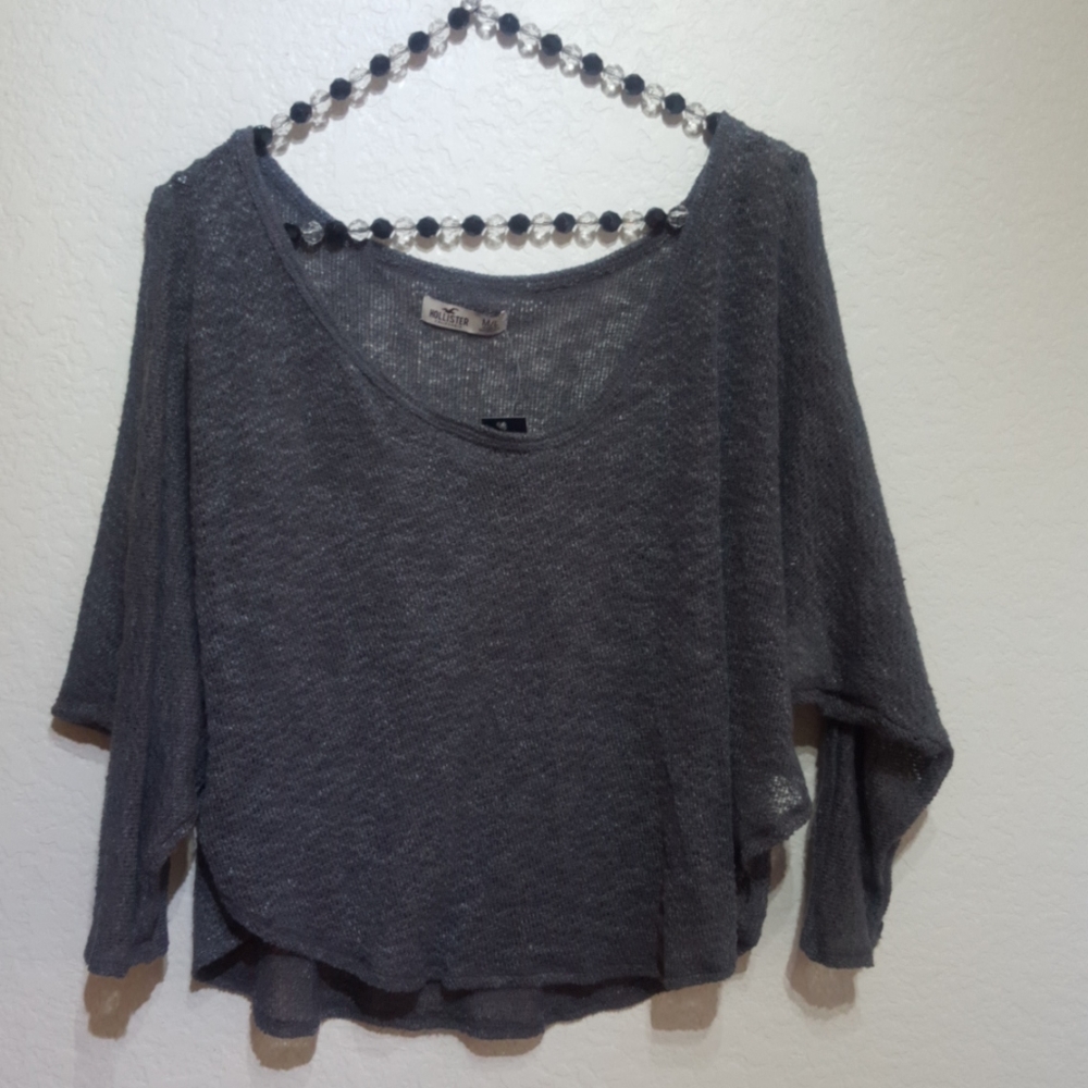 Hollister gray crop top M/L